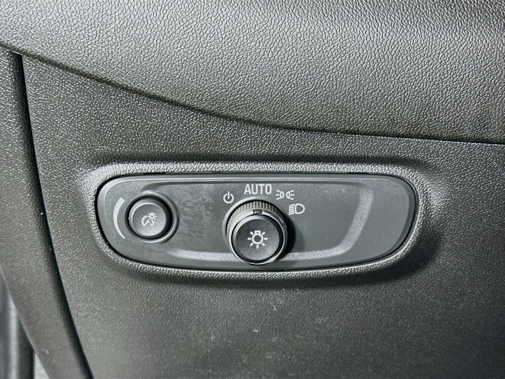 2024 Chevrolet Equinox LS - Photo 10