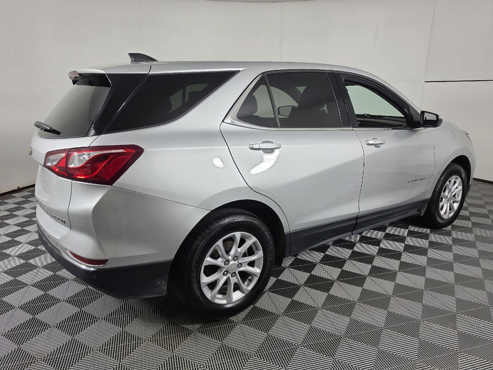 Used 2020 Silver Ice Metallic Chevrolet LT image 10