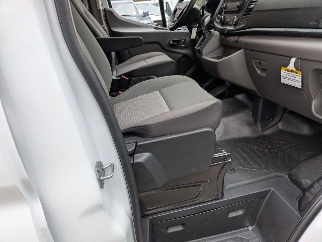 New 2025 Oxford White Ford Cargo Van image 29