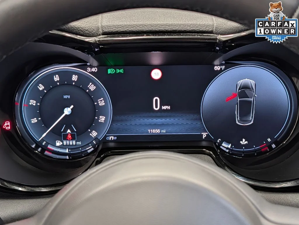 Used 2025  Alfa Romeo  image 16
