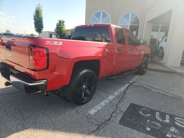 Used 2014 Red Chevrolet LT image 4