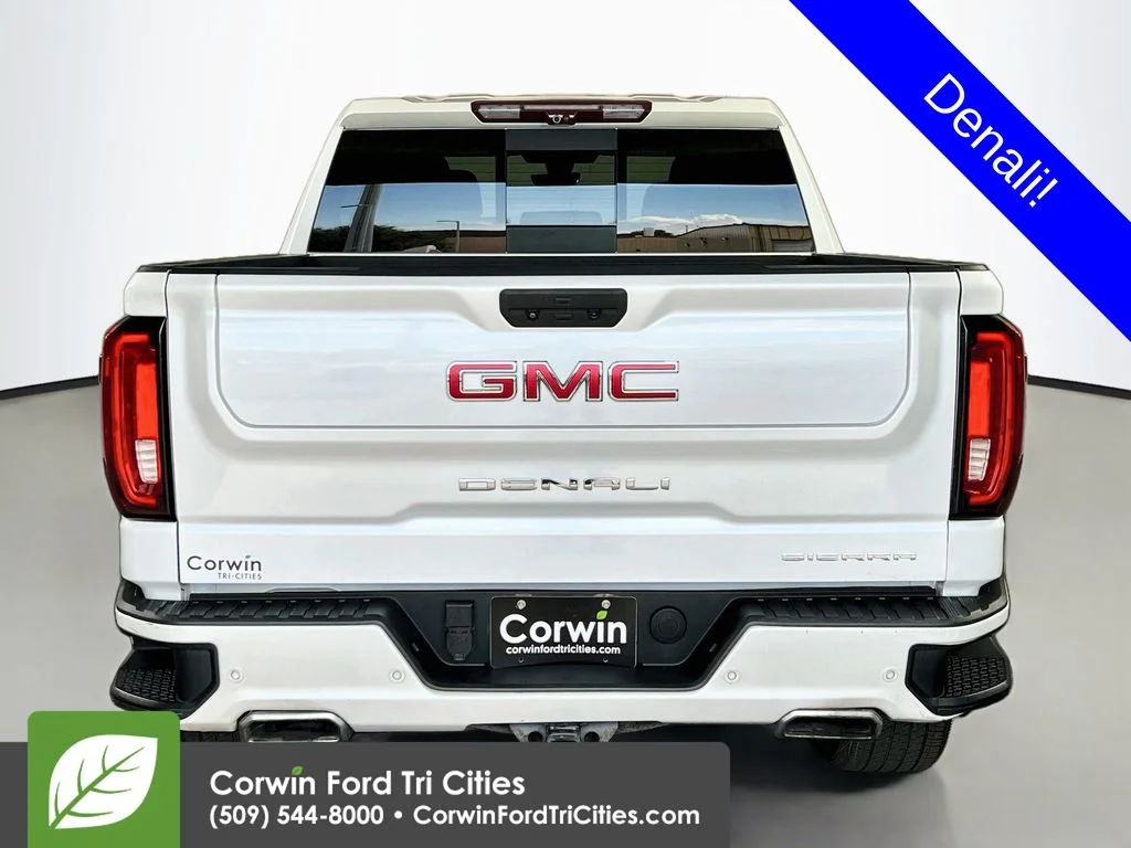 Used 2020  GMC Denali image 14