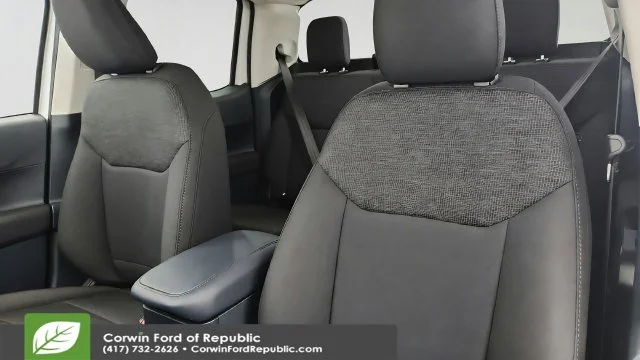 New 2026 Oxford White Ford XL image 11