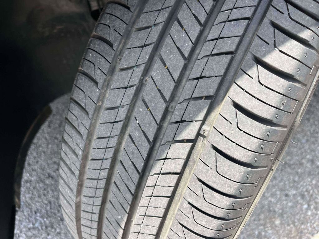 Used 2025 Gray Kia LX image 34