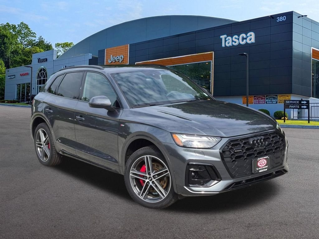 Used 2024 Gray Audi 55 Prestige image 1