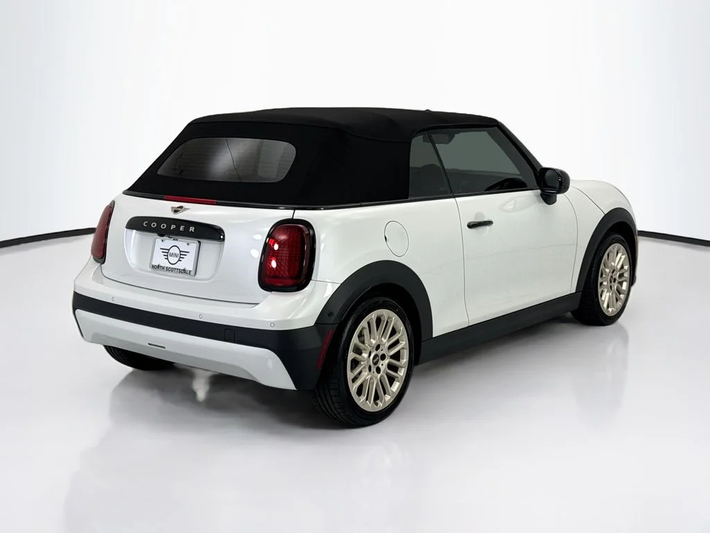 New 2026 Nanuq White Metallic MINI Signature Plus image 13