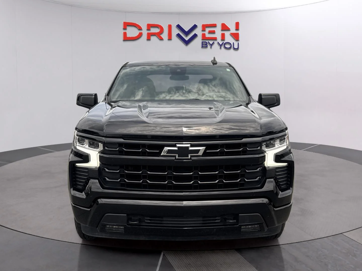 Used 2023 Black Chevrolet RST image 9