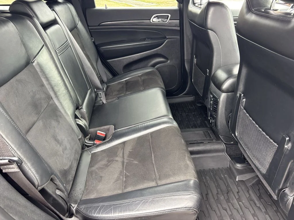 Used 2021 Red Jeep Laredo X image 21
