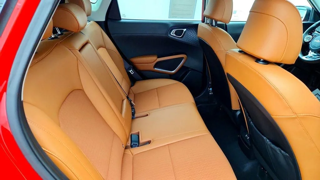 Used 2025 Inferno Red/Black Roof Kia EX FWD Soulmate Special Edition w/ harman/kardon & 18