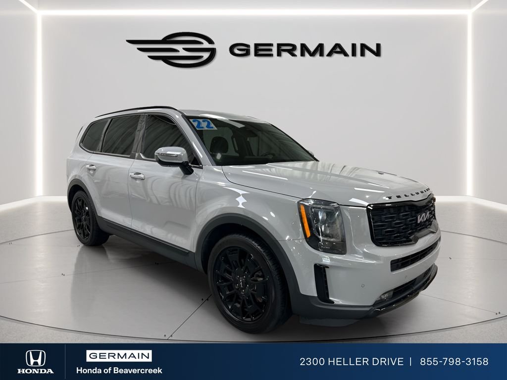 Used 2022 Wolf Gray Kia SX image 2