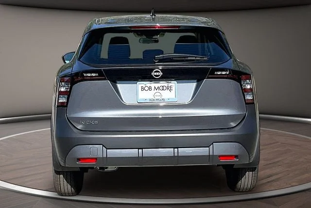 New 2027 Gray Nissan S image 4