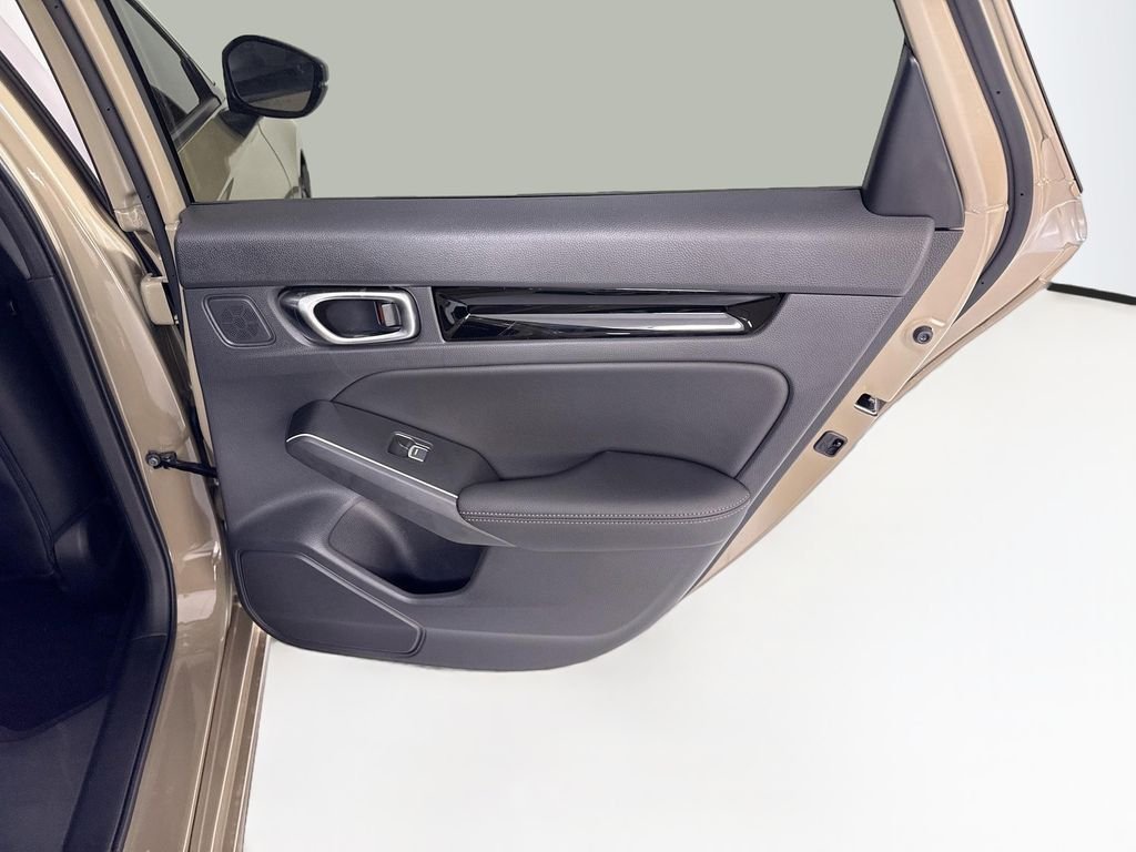 New 2026 Sand Dune Pearl Honda Sport Touring image 28