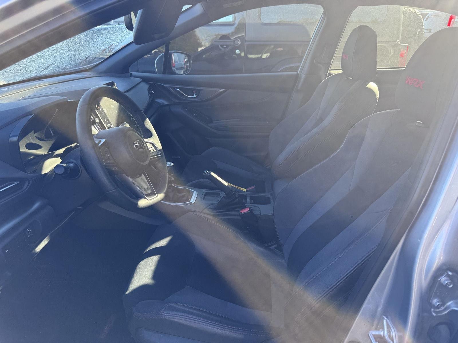 Used 2024 Ice Silver Metallic Subaru Limited image 9