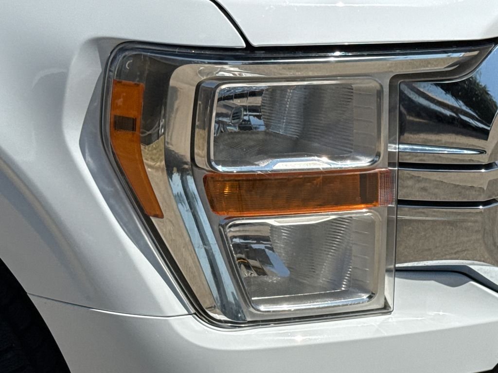 Used 2022 White Ford XLT image 4