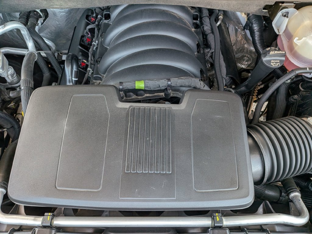 Used 2024 White GMC Denali image 13