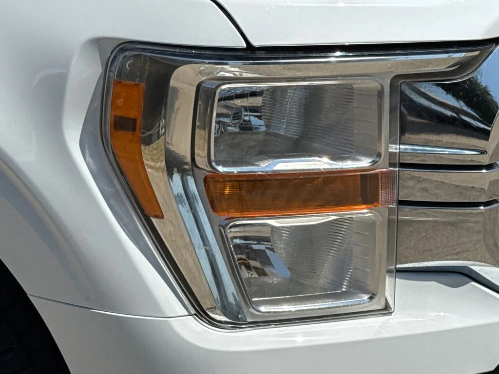 Used 2022 White Ford XLT image 4