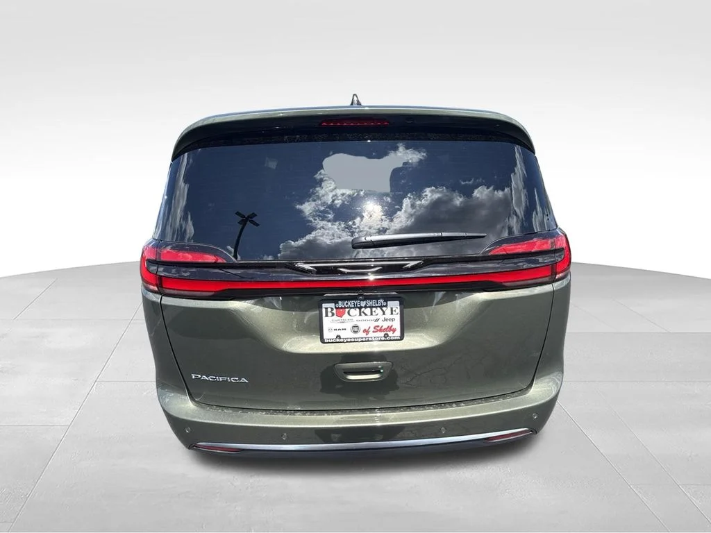 New 2027 Olive Green Pearl-Coat Exterior Paint Chrysler Select image 4