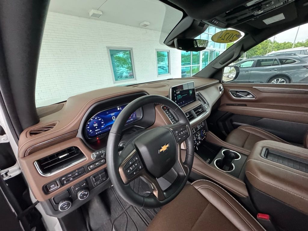 Used 2024 Beige Chevrolet High Country image 14
