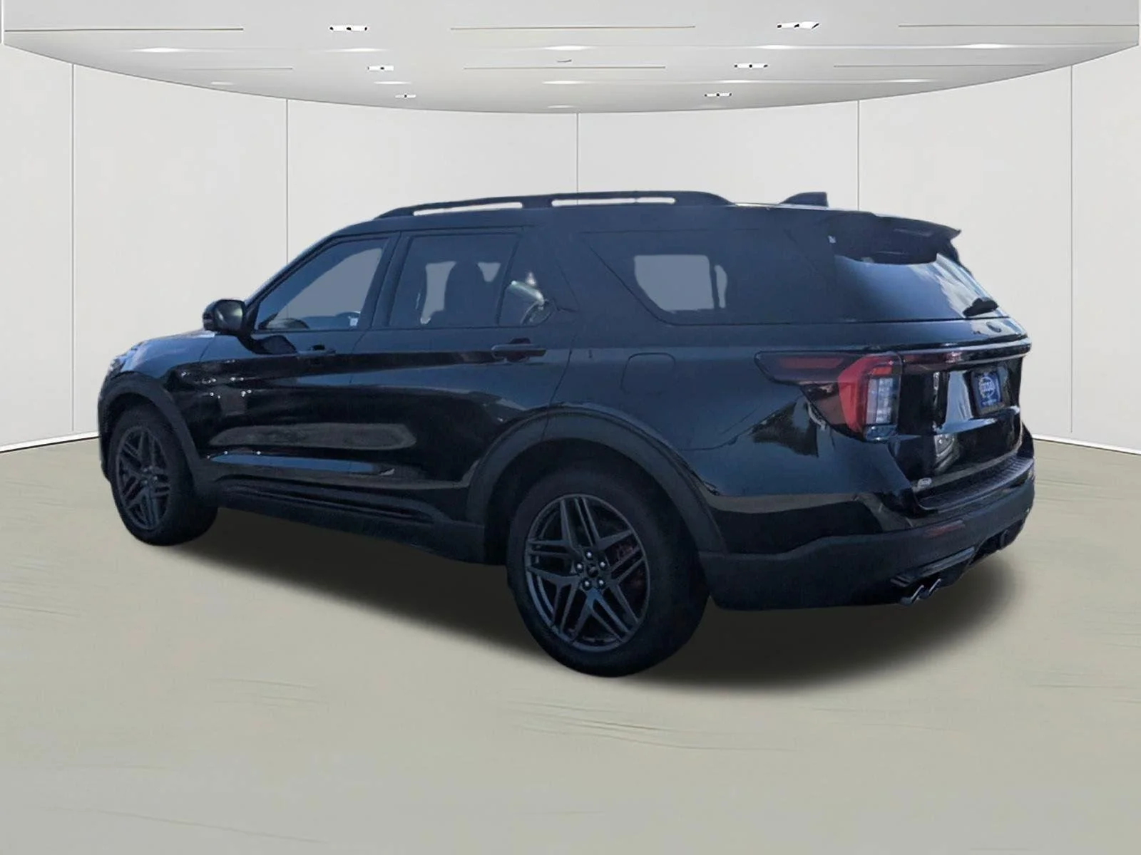 New 2026 Agate Black Metallic Ford ST image 5