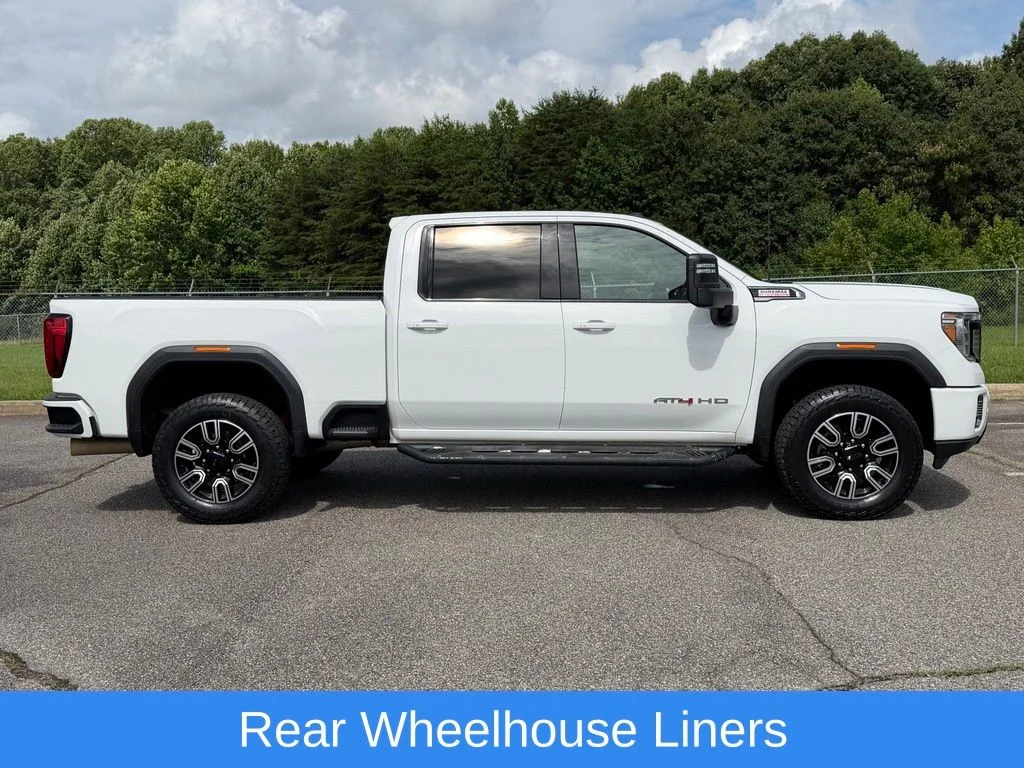 Used 2020 White GMC AT4 image 37