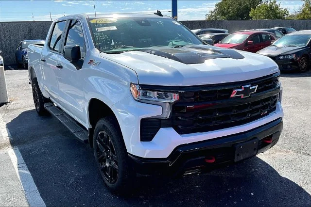 Used 2024 White Chevrolet LT Trail Boss image 2