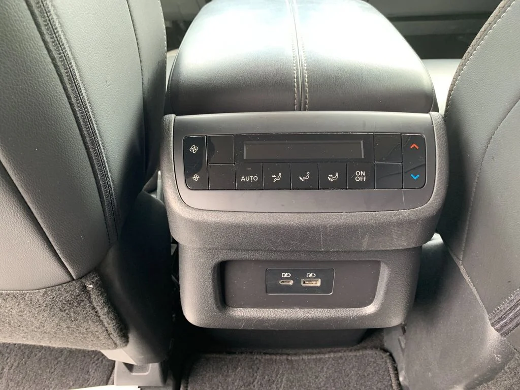 Used 2023 White Nissan SL image 15