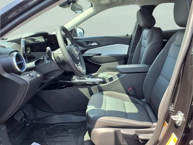 New 2026 Mosaic Black Metallic Chevrolet LT image 16