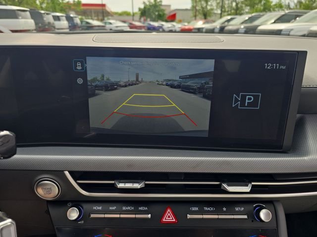 Used 2025 Gray Hyundai SEL image 17