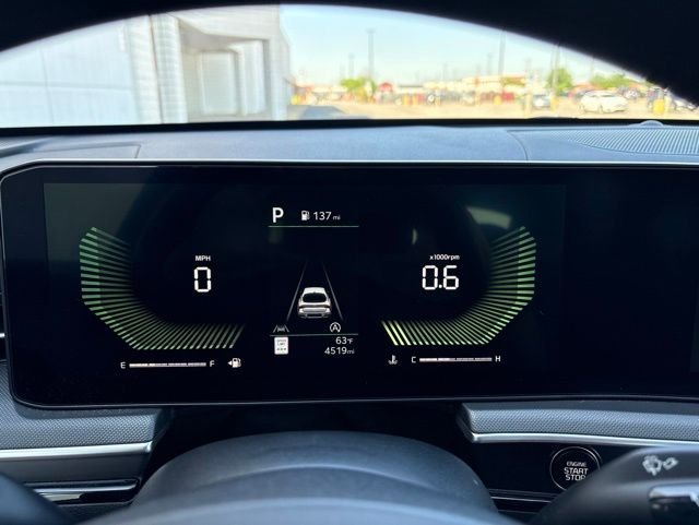 2025 Kia Optima LXS FWD's photo