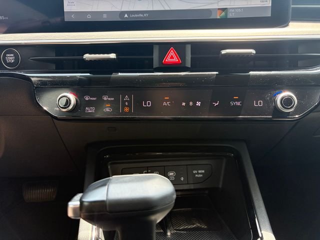 2025 Kia K5 EX - Photo 28