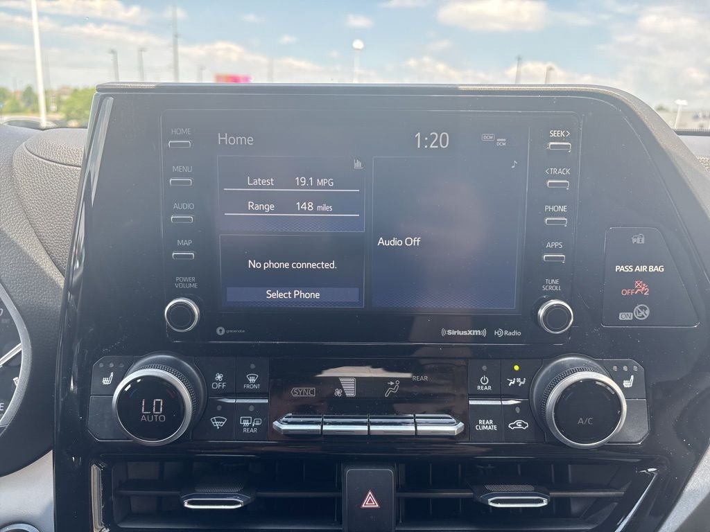 Used 2021 Blizzard Pearl Toyota XLE image 21