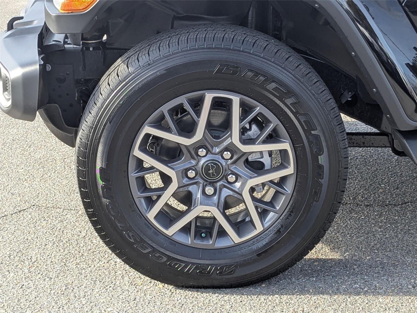 2025 Jeep Wrangler 4-Door Sahara - Photo 9