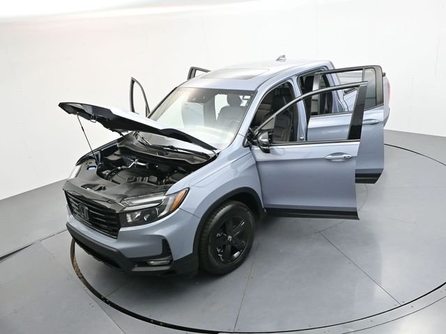 Used 2023  Honda Black Edition image 54