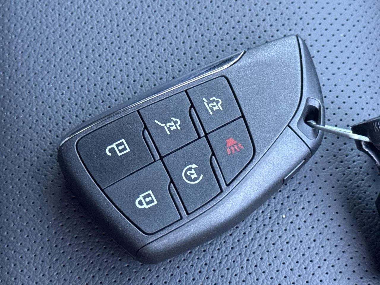 2026 GMC Yukon XL Elevation - Photo 28