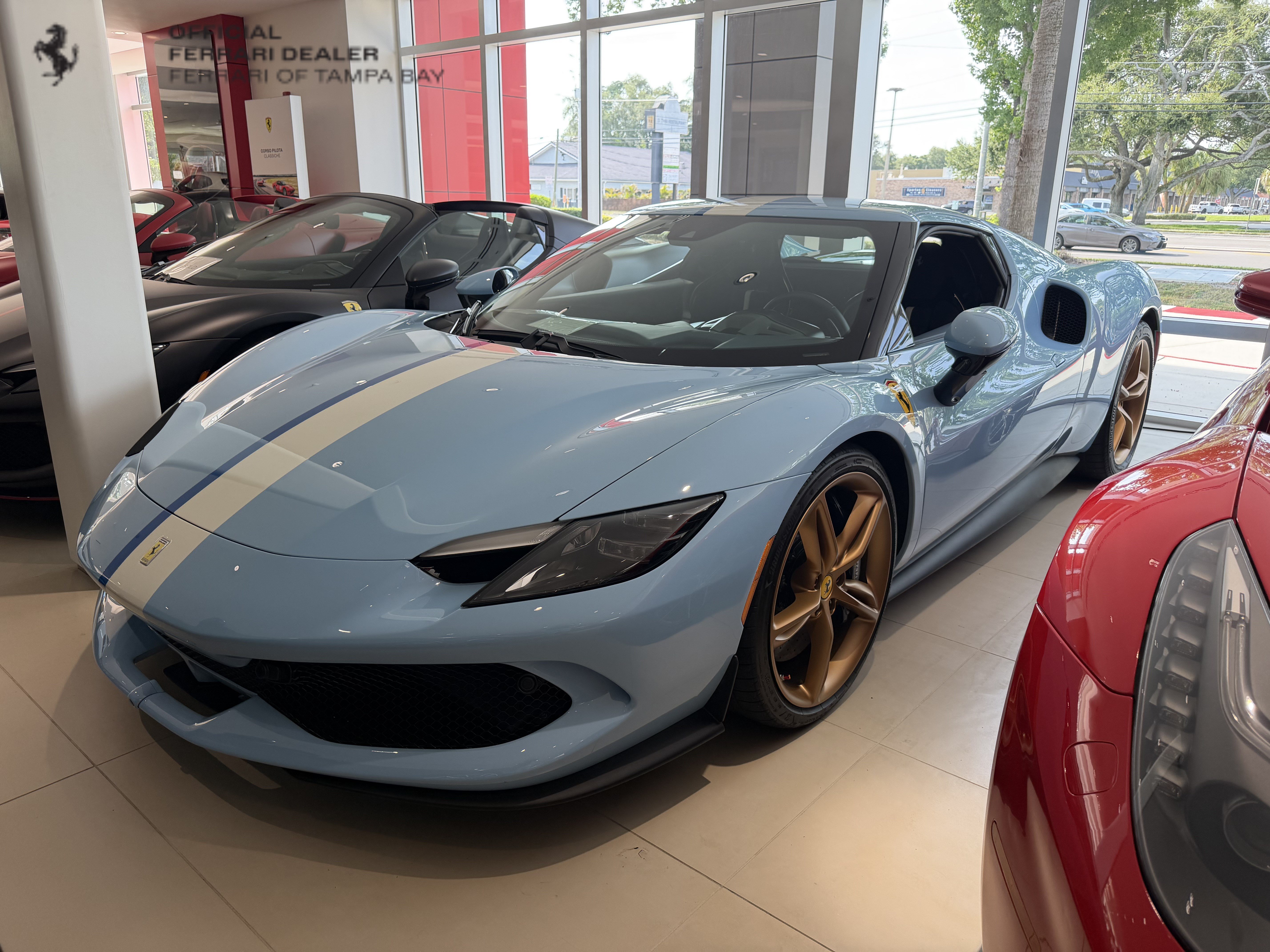 Used 2025 Azzurro La Plata Ferrari  image 1
