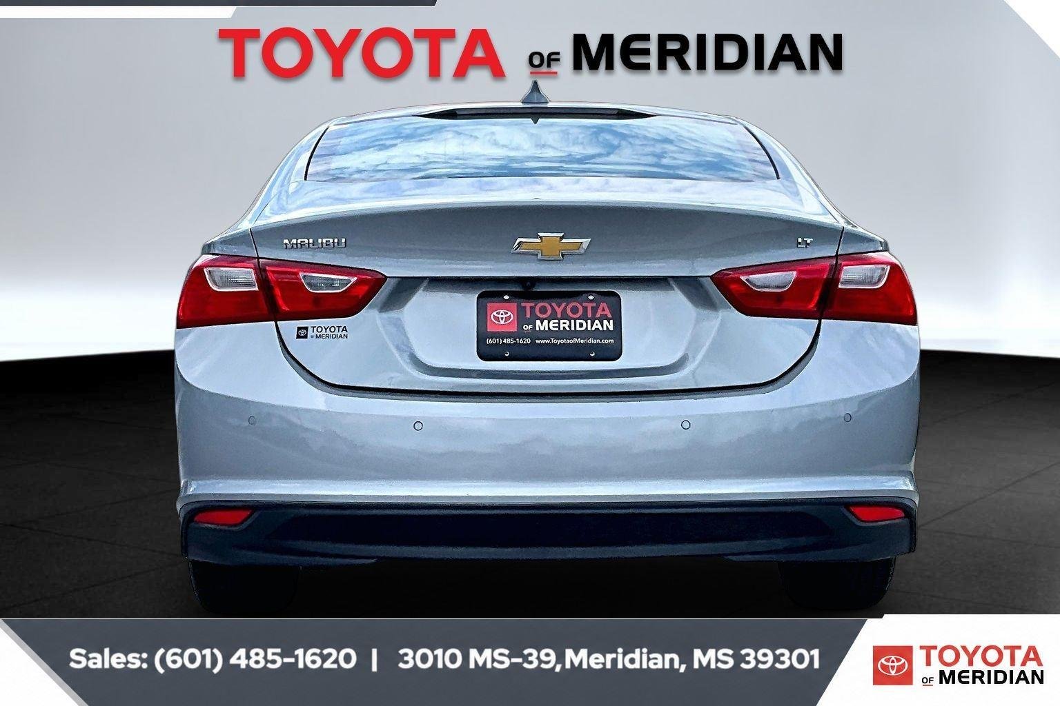 Used 2024 Sterling Gray Metallic Chevrolet LT image 4