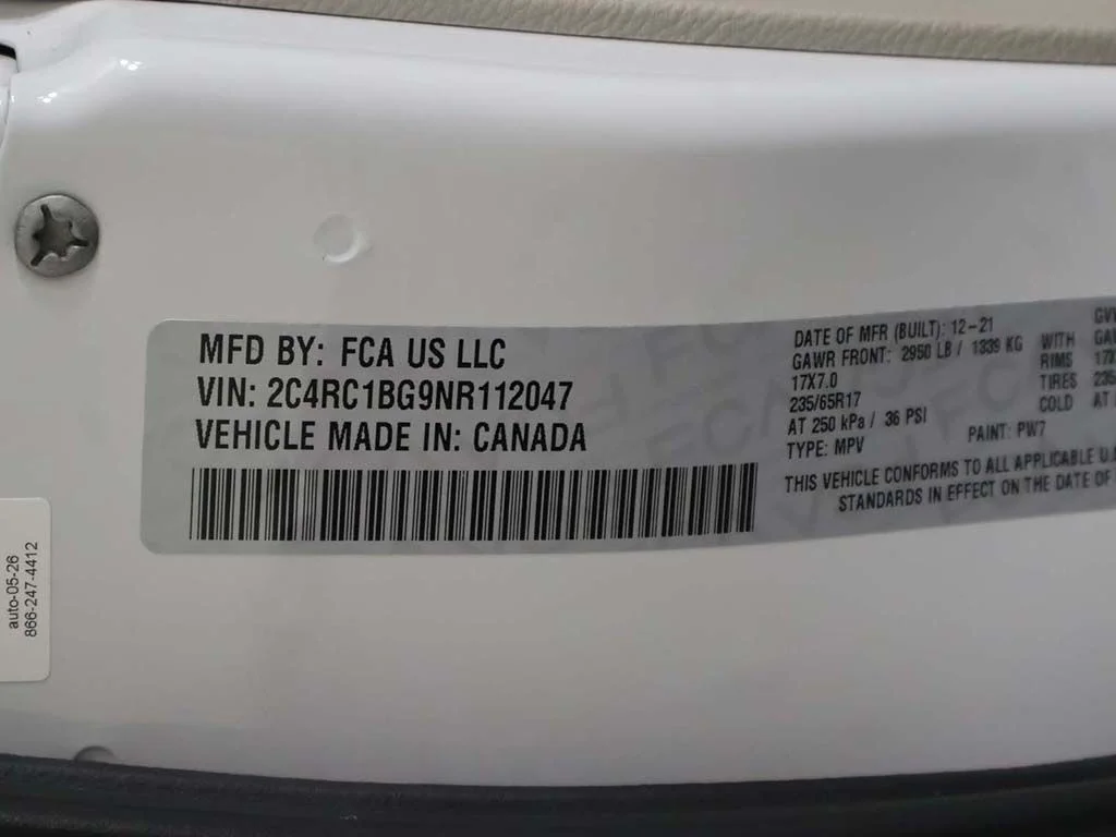 Used 2022 Bright White Clearcoat Chrysler Touring L image 54