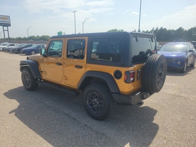 New 2026 Goldilocks Exterior Paint Jeep Sport S image 24