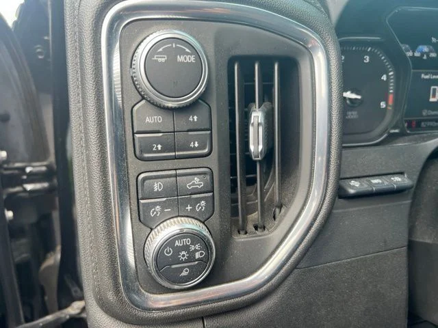 Used 2021 Black GMC Denali image 39