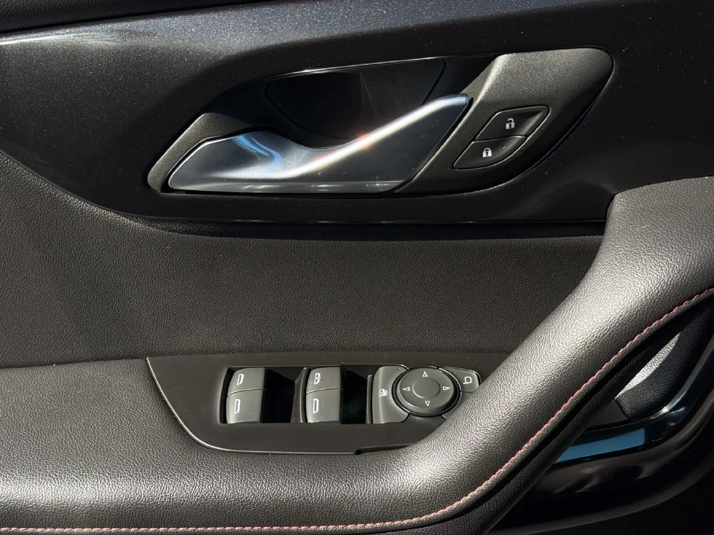 Used 2025 Black Chevrolet RS image 25