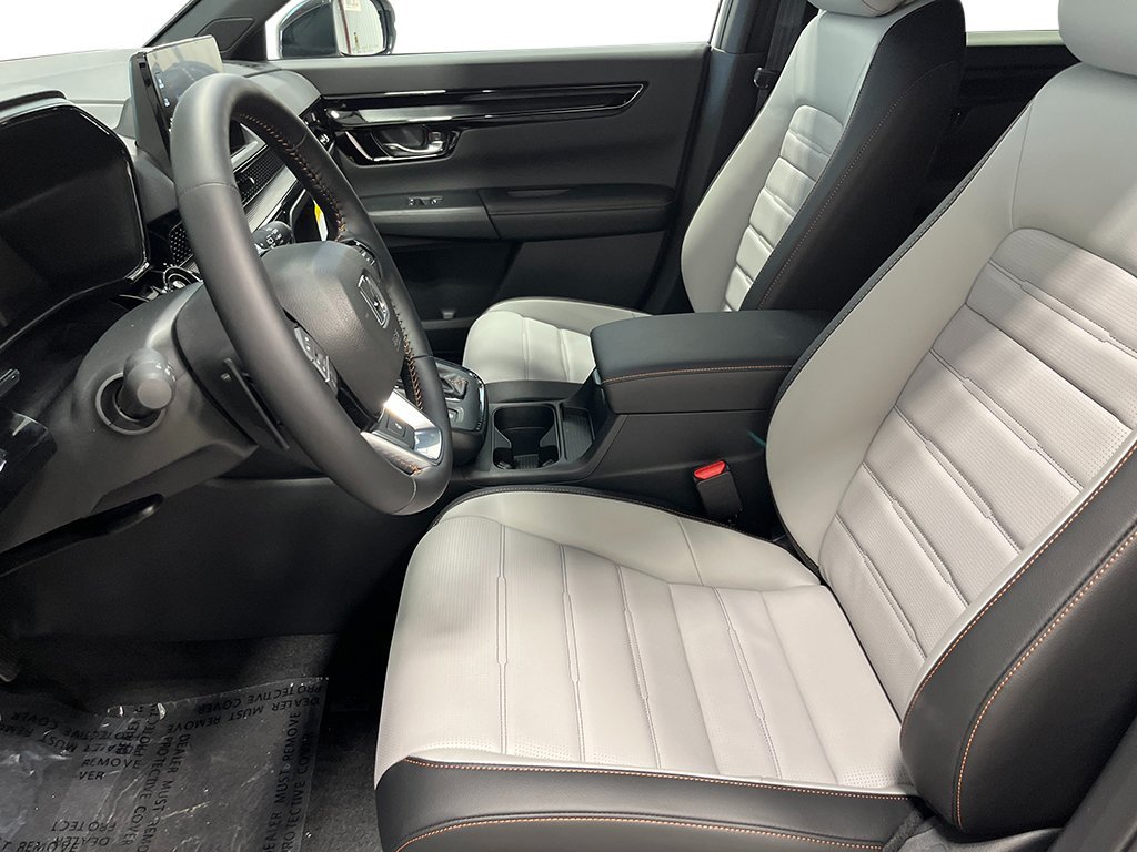 New 2026 Platinum White Pearl Honda Sport Touring image 13