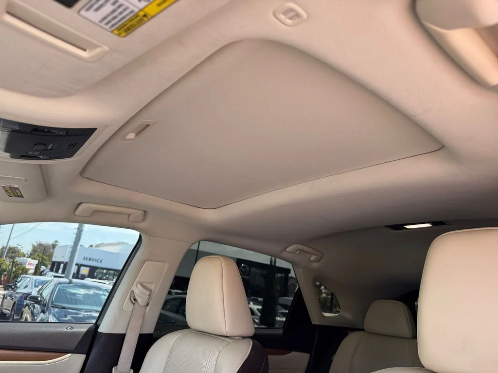 Used 2017 Silver Lexus 350 image 19
