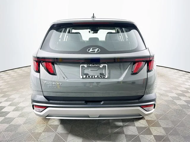 New 2026 Hyundai TUCSON SE