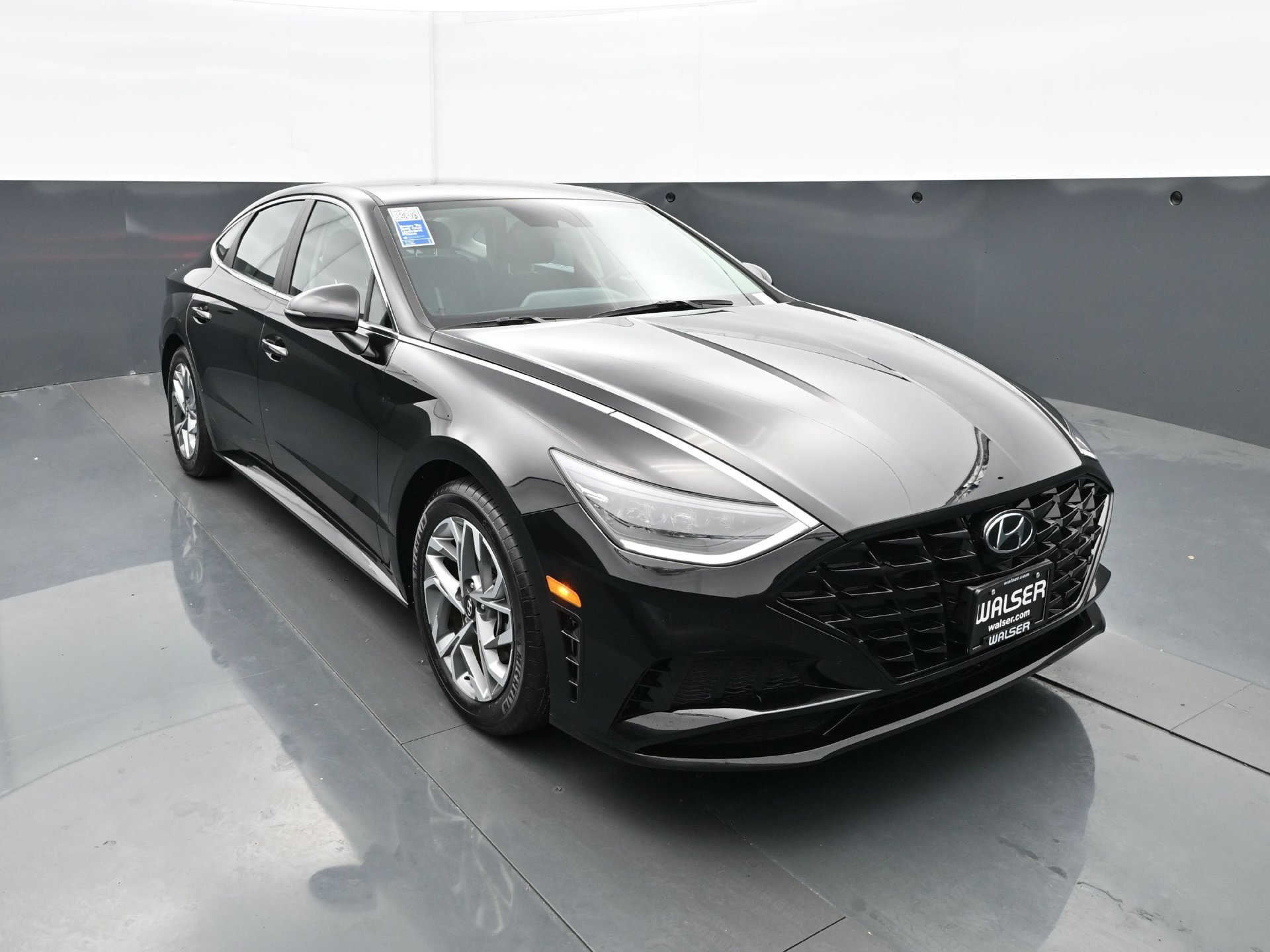Certified Used 2023 Onyx Black Hyundai SEL 2.5L image 11