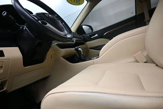 Used 2019 Red Toyota Limited image 26