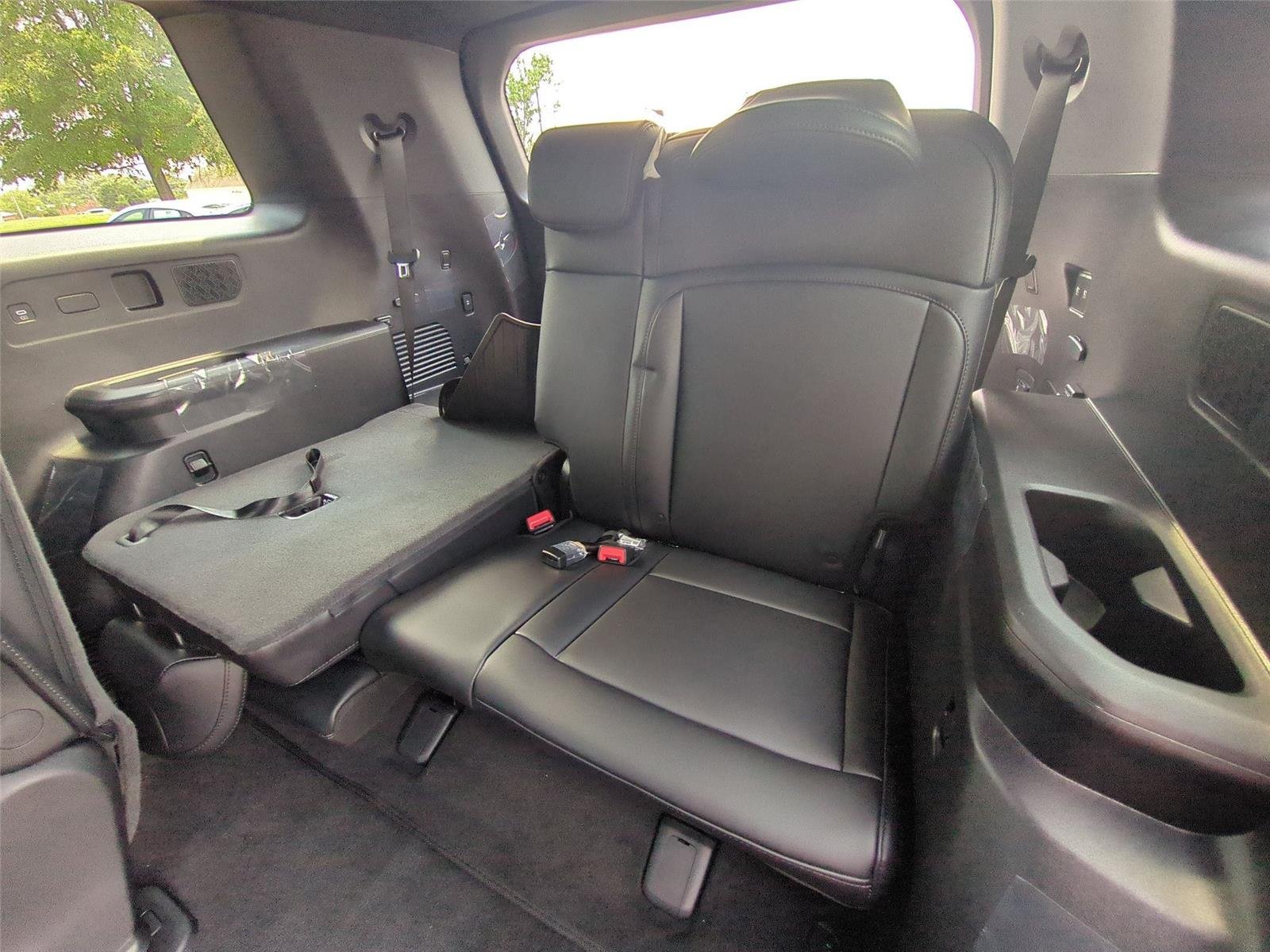 New 2027 Black Jade Green Kia SX image 36