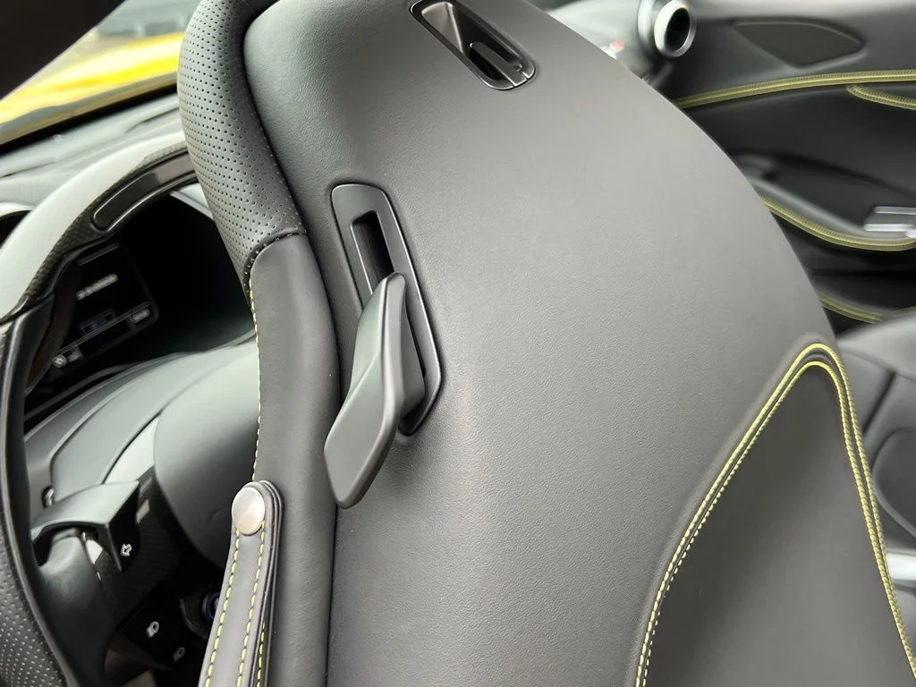Used 2022 Yellow Ferrari M image 38