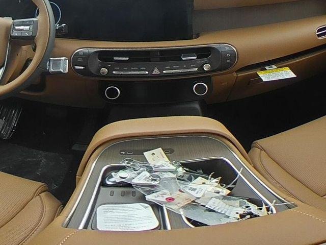 New 2027 White Hyundai Calligraphy AWD image 37