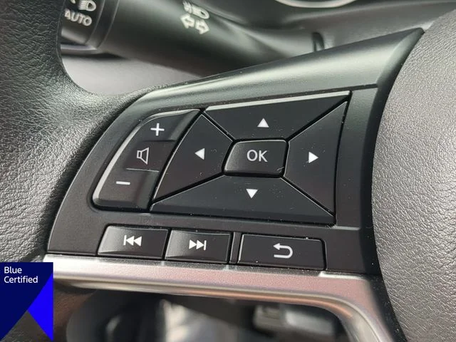Used 2025 White Nissan SV image 17