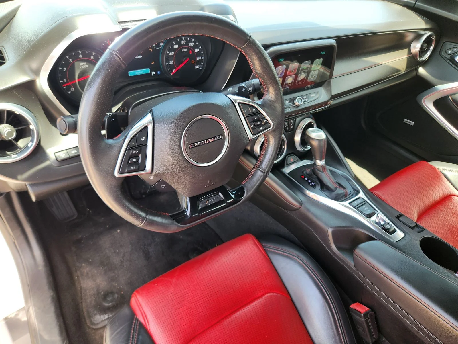 Used 2017 White Chevrolet 2LT image 26